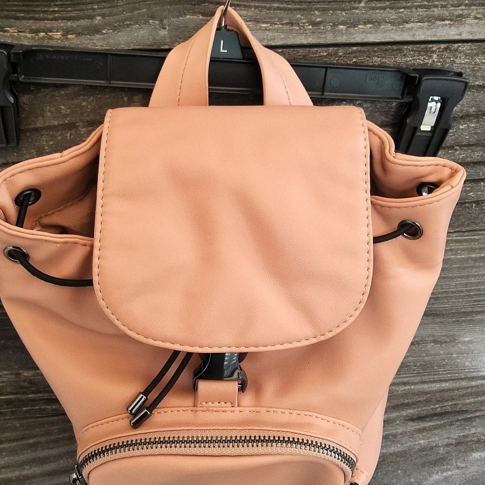 RACHEL Rachel Roy Peach Backpack with Buckle & Chain And Pockets Galore! - Picture 3 of 16